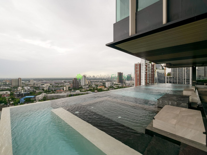 Ekamai, Bangkok, Thailand, 3 Bedrooms Bedrooms, ,3 BathroomsBathrooms,Condo,For Rent,Rhythm Ekamai,6852