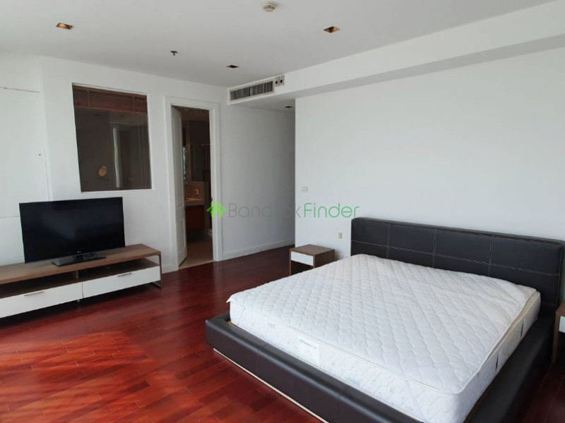 Ploenchit, Bangkok, Thailand, 3 Bedrooms Bedrooms, ,3 BathroomsBathrooms,Condo,For Rent,Athenee Residence,6858