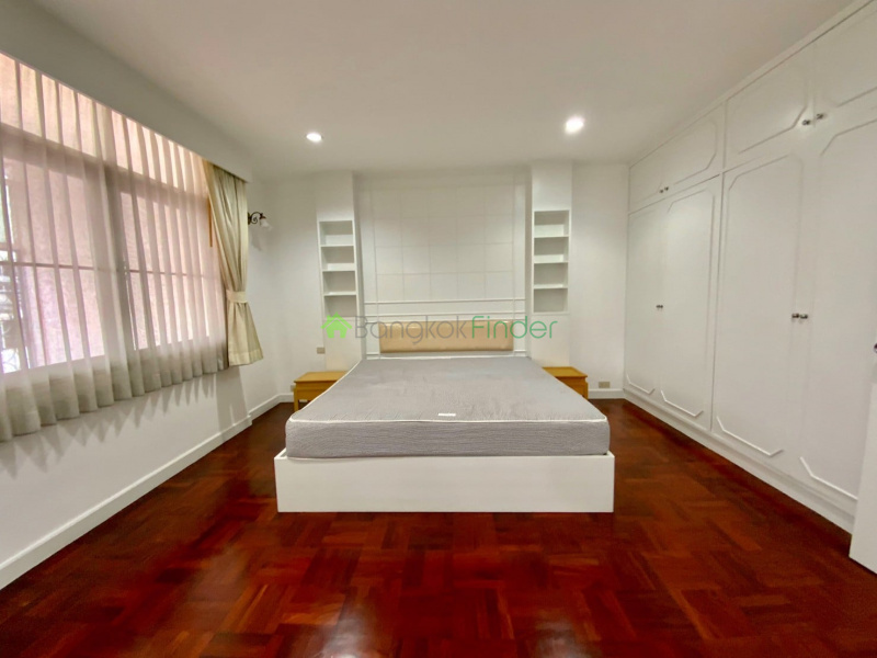 Phomphong, Bangkok, Thailand, 2 Bedrooms Bedrooms, ,2 BathroomsBathrooms,Condo,For Sale,TPJ Condominium,6859