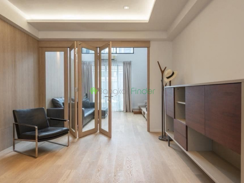 Onnut, Bangkok, Thailand, 3 Bedrooms Bedrooms, ,4 BathroomsBathrooms,Town House,For Rent,6862