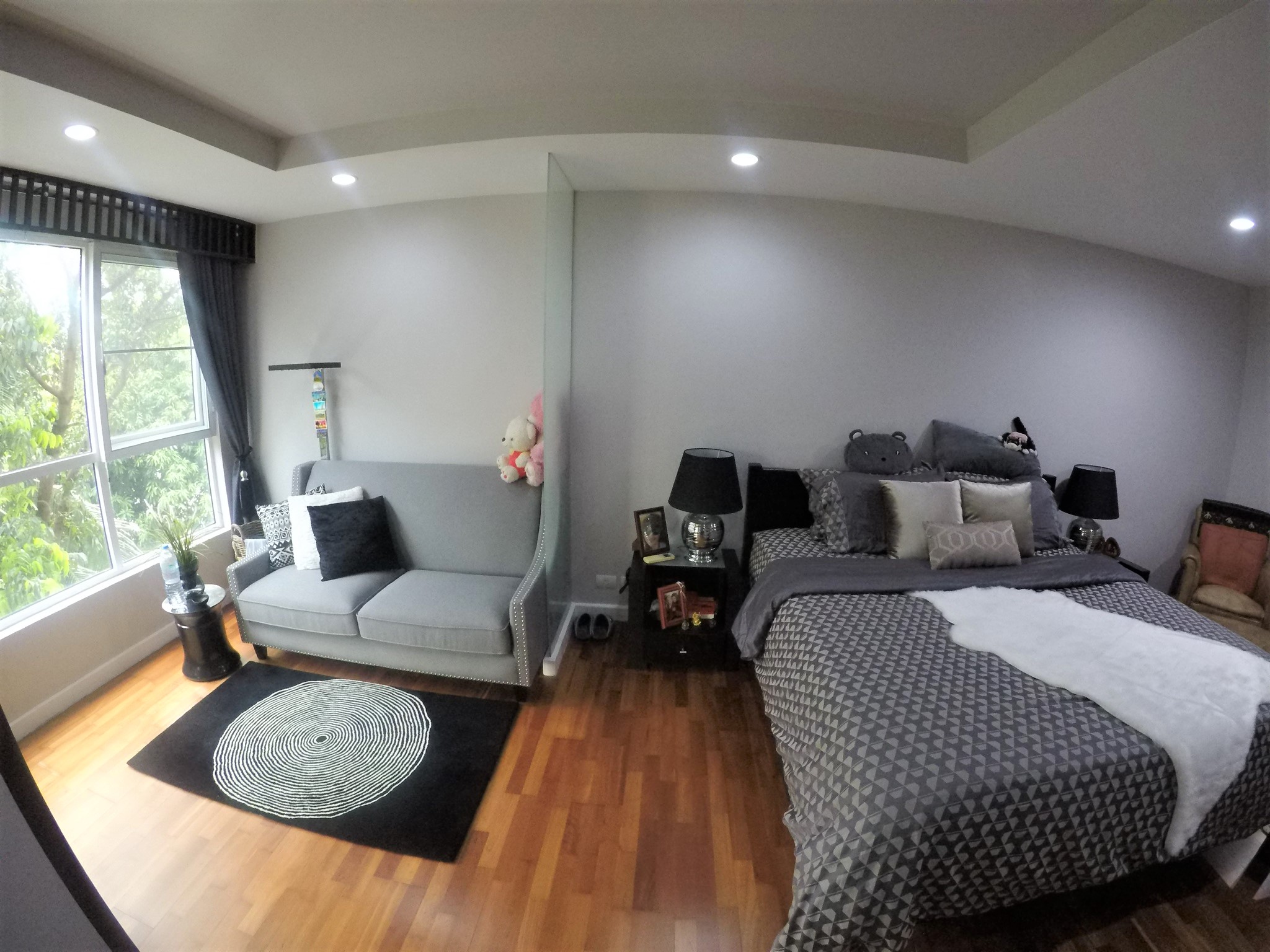 Condo For Rent 2Bedrooms 2 Bathrooms Ekamai Avenue 61