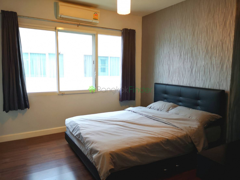 Onnut, Bangkok, Thailand, 3 Bedrooms Bedrooms, ,4 BathroomsBathrooms,Town House,For Rent,6872