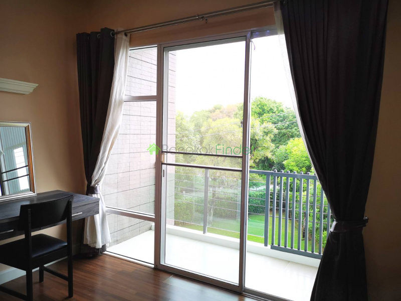 Onnut, Bangkok, Thailand, 3 Bedrooms Bedrooms, ,4 BathroomsBathrooms,Town House,For Rent,6872