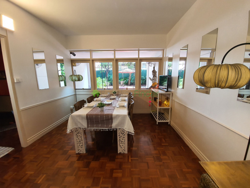 Nana, Bangkok, Thailand, 3 Bedrooms Bedrooms, ,3 BathroomsBathrooms,House,For Rent,6876