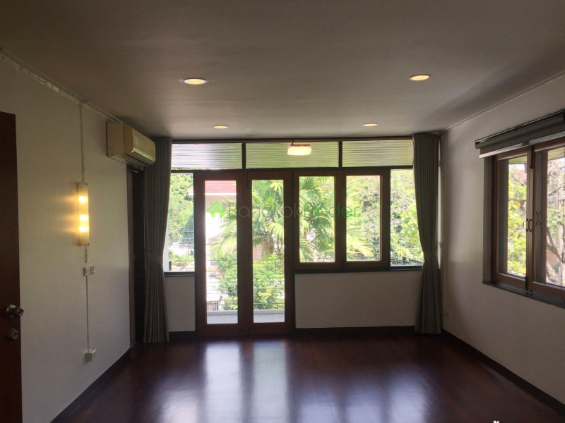 Sathorn, Bangkok, Thailand, 4 Bedrooms Bedrooms, ,4 BathroomsBathrooms,House,For Rent,6879