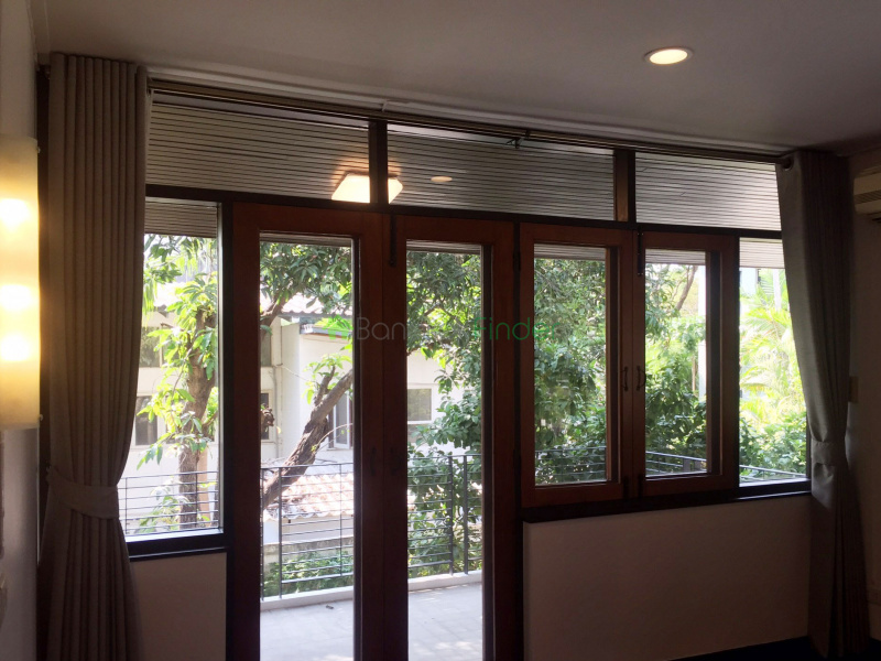 Sathorn, Bangkok, Thailand, 4 Bedrooms Bedrooms, ,4 BathroomsBathrooms,House,For Rent,6879