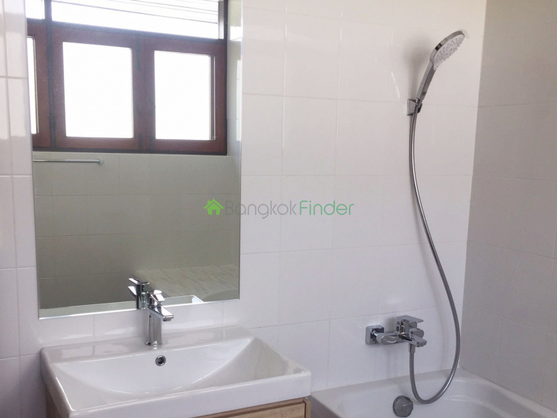 Sathorn, Bangkok, Thailand, 4 Bedrooms Bedrooms, ,4 BathroomsBathrooms,House,For Rent,6879