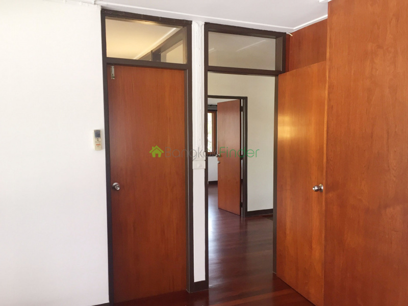 Sathorn, Bangkok, Thailand, 4 Bedrooms Bedrooms, ,4 BathroomsBathrooms,House,For Rent,6879