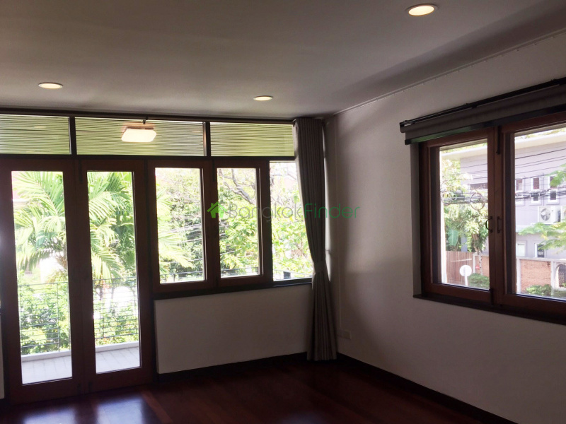 Sathorn, Bangkok, Thailand, 4 Bedrooms Bedrooms, ,4 BathroomsBathrooms,House,For Rent,6879
