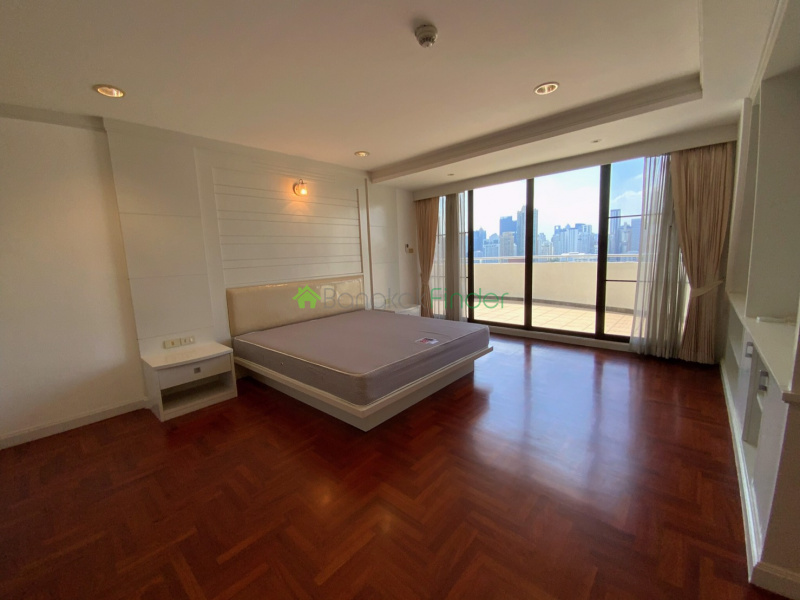 Phormphong, Bangkok, Thailand, 2 Bedrooms Bedrooms, ,2 BathroomsBathrooms,Condo,Sold,Supalai Place,6885