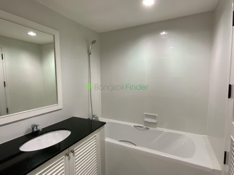 Phormphong, Bangkok, Thailand, 2 Bedrooms Bedrooms, ,2 BathroomsBathrooms,Condo,Sold,Supalai Place,6885