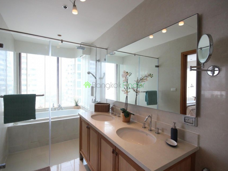 Phrompong, Bangkok, Thailand, 2 Bedrooms Bedrooms, ,2 BathroomsBathrooms,Condo,For Rent,The Emporio,6889