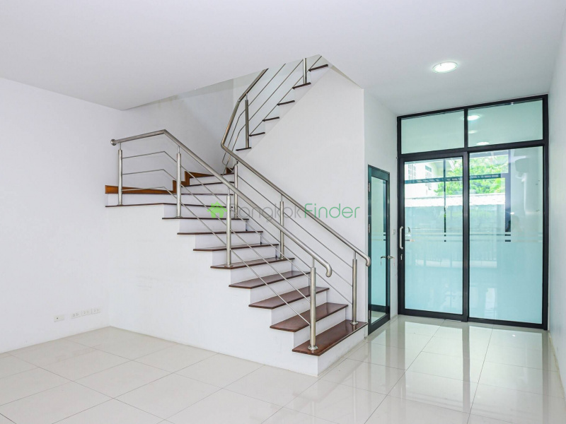 Thonglor, Bangkok, Thailand, 4 Bedrooms Bedrooms, ,4 BathroomsBathrooms,Town House,For Rent,6892
