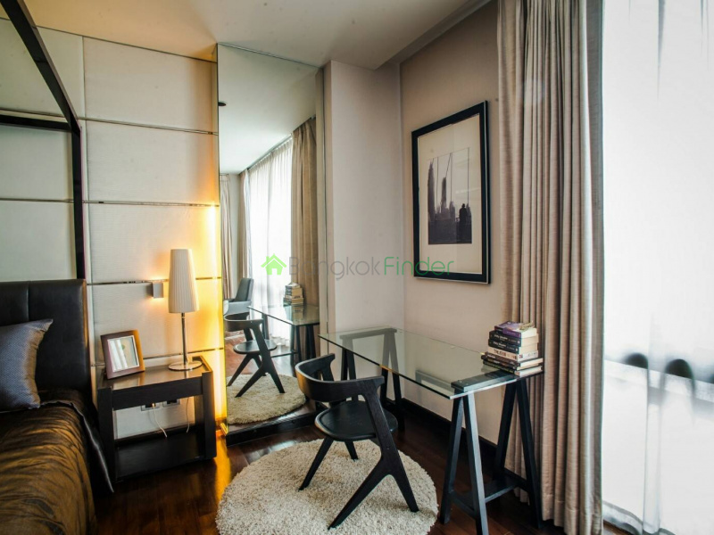 Ekamai, Bangkok, Thailand, 4 Bedrooms Bedrooms, ,4 BathroomsBathrooms,House,For Rent,6893