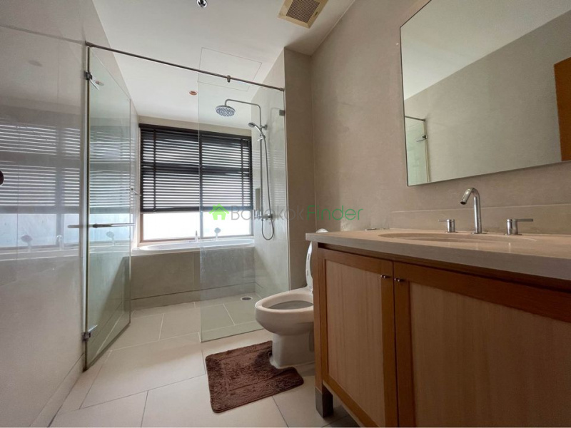 Sukhumvit, Bangkok, Thailand, 1 Bedroom Bedrooms, ,1 BathroomBathrooms,Condo,For Rent,The Emporio,6912