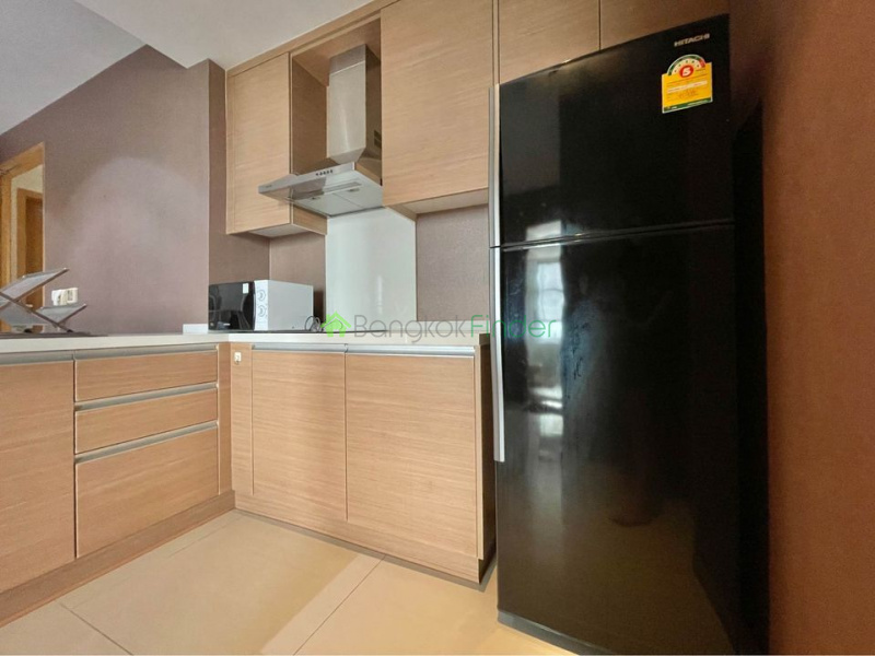 Sukhumvit, Bangkok, Thailand, 1 Bedroom Bedrooms, ,1 BathroomBathrooms,Condo,For Rent,The Emporio,6912