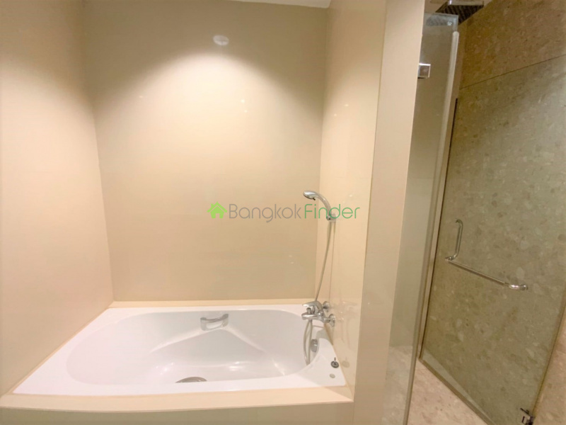 Sathorn Riverside, Bangkok, Thailand, 3 Bedrooms Bedrooms, ,3 BathroomsBathrooms,Condo,For Rent,Chatrium Condo,6918