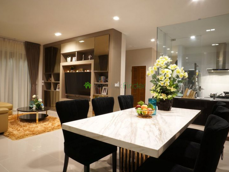 Bangna KM.7, Bangkok, Thailand, 5 Bedrooms Bedrooms, ,5 BathroomsBathrooms,House,Rented,6919