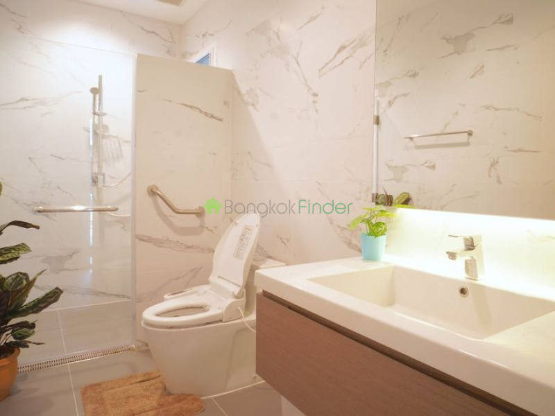 Bangna KM.7, Bangkok, Thailand, 5 Bedrooms Bedrooms, ,5 BathroomsBathrooms,House,Rented,6919