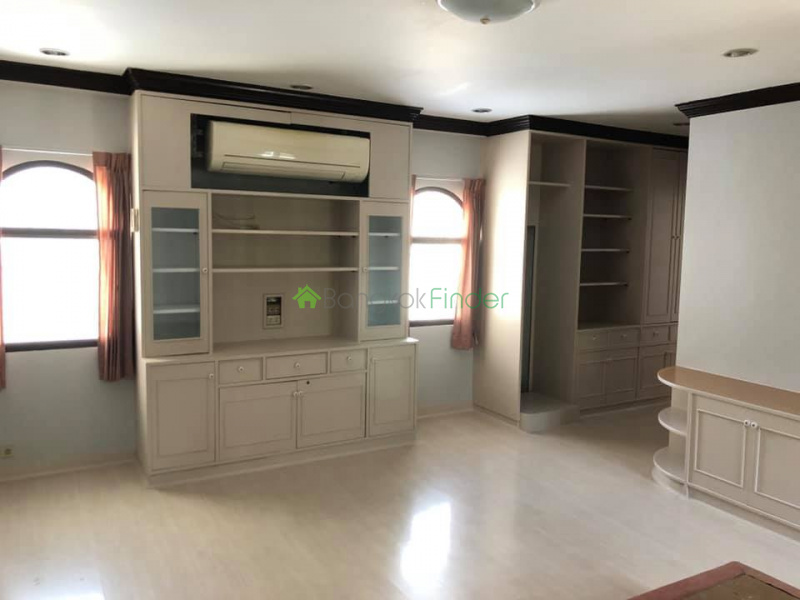 Bangchak, Bangkok, Thailand, 6 Bedrooms Bedrooms, ,5 BathroomsBathrooms,House,For Rent,6921