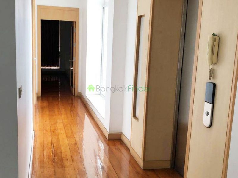 Bangchak, Bangkok, Thailand, 6 Bedrooms Bedrooms, ,6 BathroomsBathrooms,House,For Rent,6926