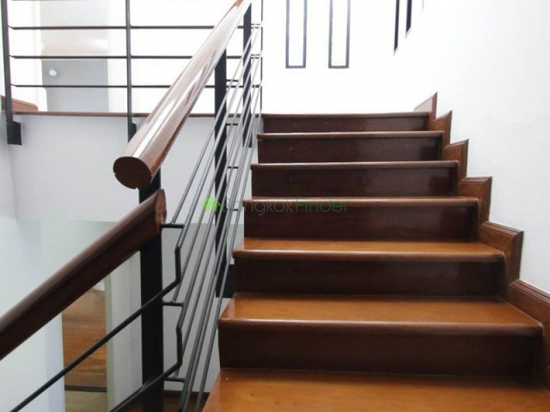 Ekamai, Bangkok, Thailand, 4 Bedrooms Bedrooms, ,4 BathroomsBathrooms,House,For Rent,6938