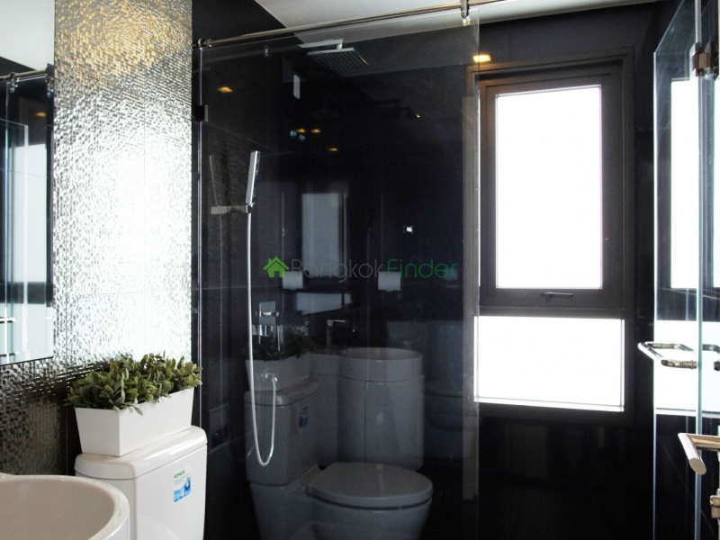 Sukhumvit 36, Bangkok, Thailand, 2 Bedrooms Bedrooms, ,2 BathroomsBathrooms,Condo,For Rent,Rhythm Sukhumvit 36-38,6940