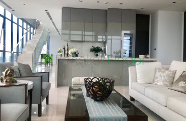 Nana, Bangkok, Thailand, 3 Bedrooms Bedrooms, ,4 BathroomsBathrooms,Condo,For Sale,Hyde 13,6945