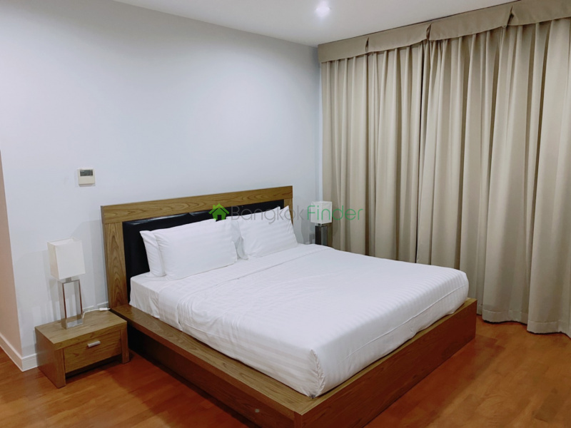 Phromphong, Bangkok, Thailand, 3 Bedrooms Bedrooms, ,3 BathroomsBathrooms,Condo,For Rent,Baan Siri 24,6946