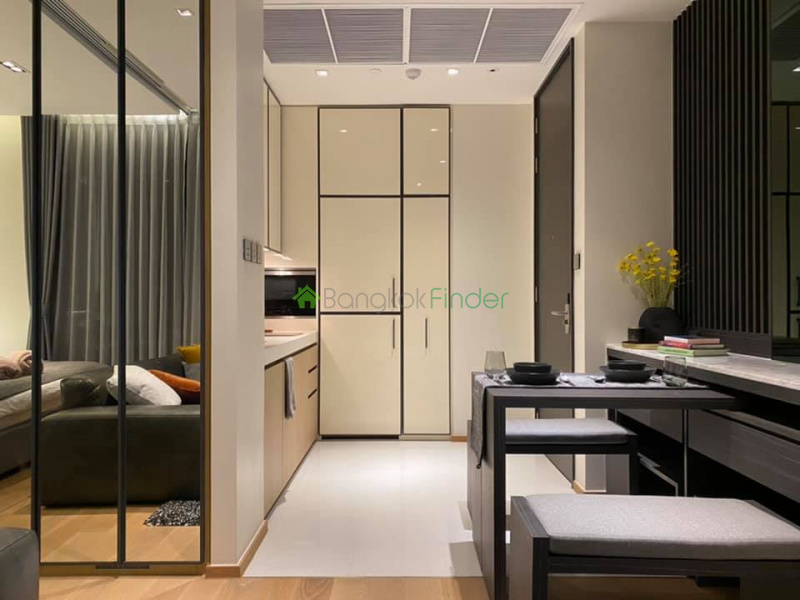 Sukhumvit 32, Bangkok, Thailand, 1 Bedroom Bedrooms, ,1 BathroomBathrooms,Condo,For Rent,Beatniq,6956