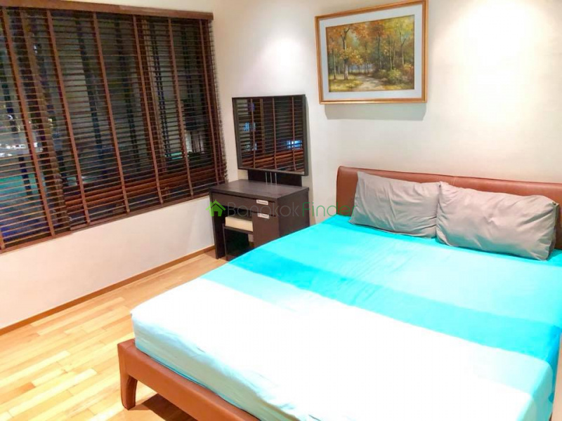 Sukhumvit 24, Bangkok, Thailand, 3 Bedrooms Bedrooms, ,4 BathroomsBathrooms,Condo,For Rent,Emporio,6963