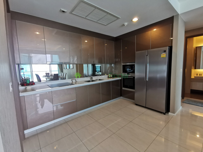 Sathorn-Riverside, Bangkok, Thailand, 3 Bedrooms Bedrooms, ,4 BathroomsBathrooms,Condo,For Rent,Menam Residences,6964