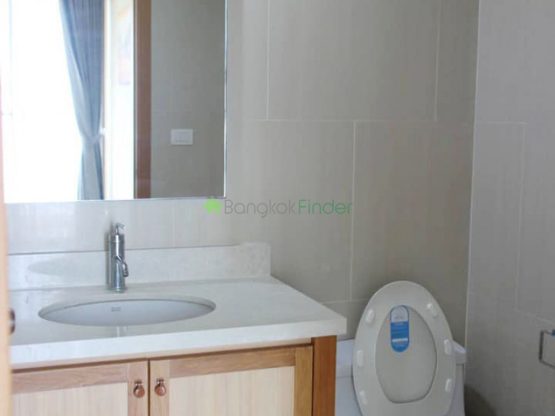 Phromphong, Bangkok, Thailand, 2 Bedrooms Bedrooms, ,3 BathroomsBathrooms,Condo,For Rent,Emporio,6975