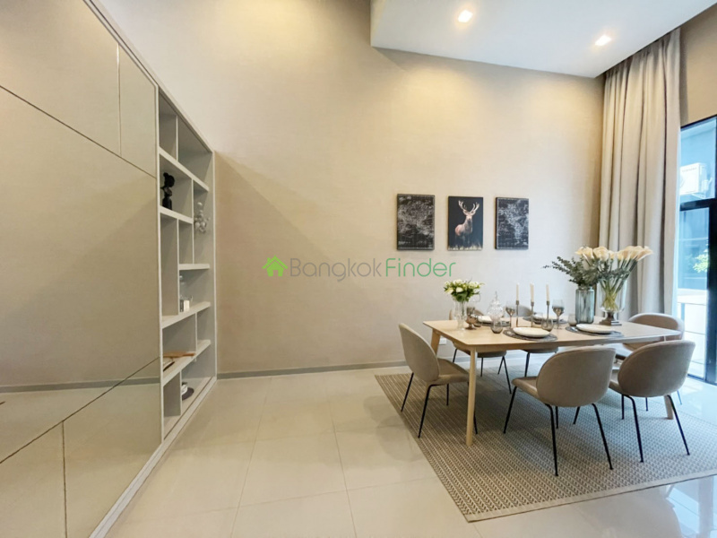 Patthanakarn, Bangkok, Thailand, 3 Bedrooms Bedrooms, ,4 BathroomsBathrooms,Town House,For Sale,6984