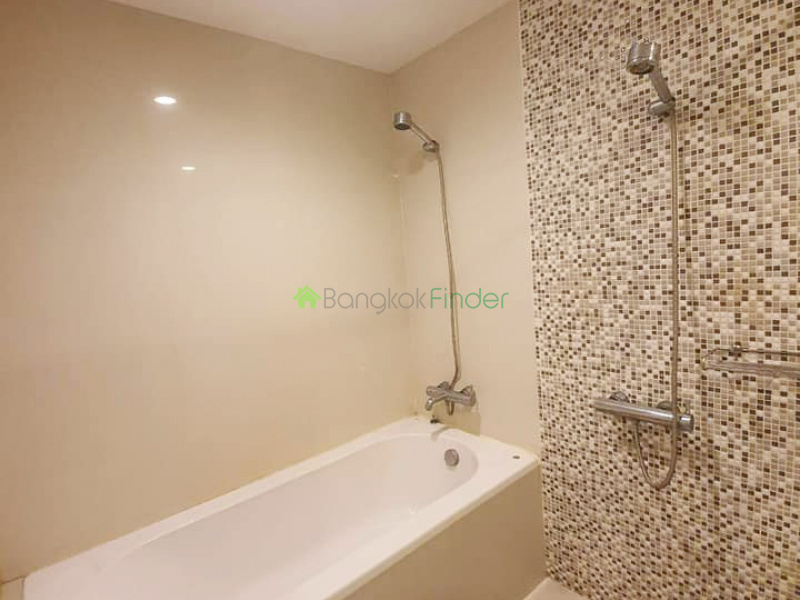 Rajadamri, Bangkok, Thailand, 2 Bedrooms Bedrooms, ,2 BathroomsBathrooms,Condo,For Rent,The Rajdamri,6987