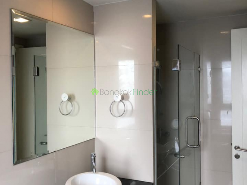 Ekamai, Bangkok, Thailand, 3 Bedrooms Bedrooms, ,3 BathroomsBathrooms,Condo,For Rent,Nusasiri,6990