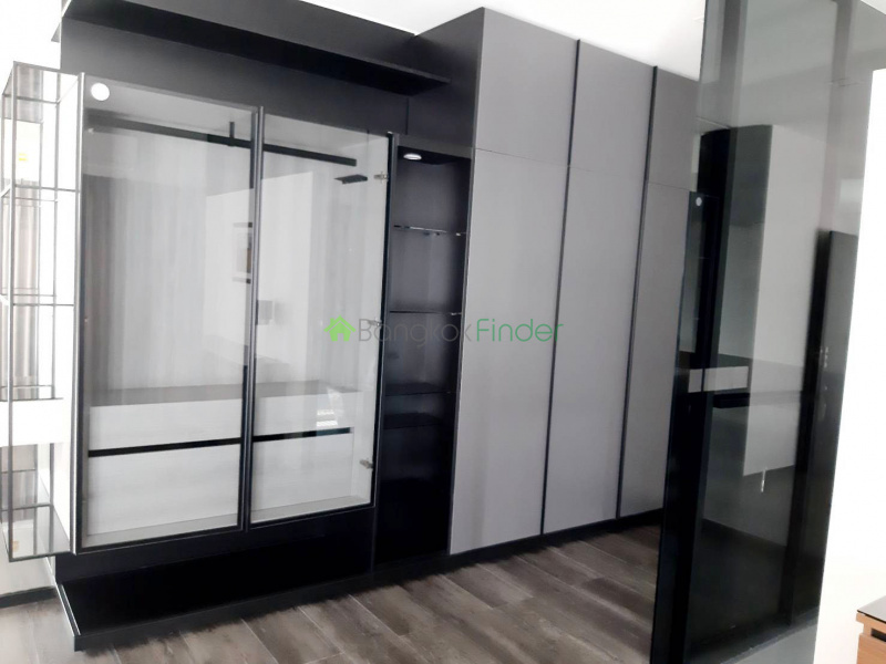 Bangna KM. 7, Bangkok, Thailand, 3 Bedrooms Bedrooms, ,4 BathroomsBathrooms,House,For Rent,6997