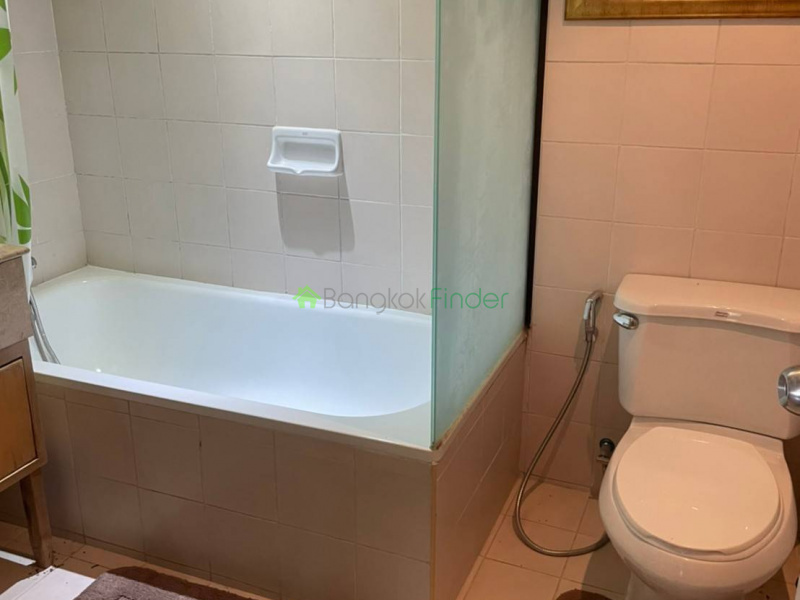 Phromphong, Bangkok, Thailand, 2 Bedrooms Bedrooms, ,2 BathroomsBathrooms,Condo,For Rent,H Condo,6998