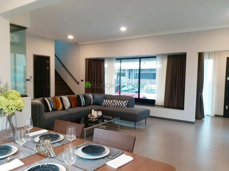 Bangna KM. 7, Bangkok, Thailand, 3 Bedrooms Bedrooms, ,4 BathroomsBathrooms,House,For Rent,7012