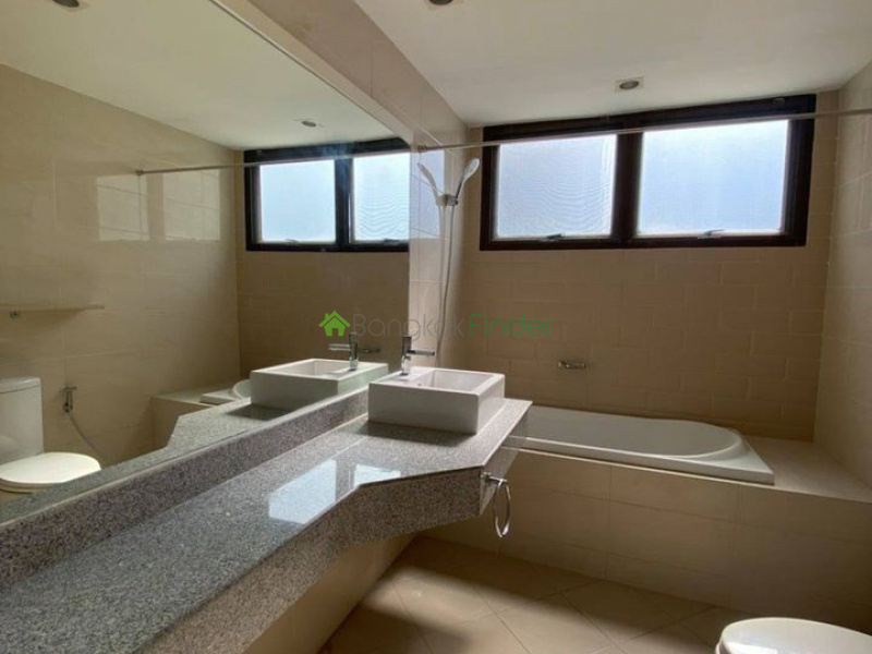 Thonglor, Bangkok, Thailand, 3 Bedrooms Bedrooms, ,4 BathroomsBathrooms,Condo,For Rent,The Habitat,7032
