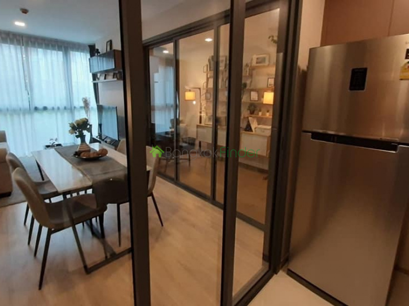 Ekamai, Bangkok, Thailand, 2 Bedrooms Bedrooms, ,2 BathroomsBathrooms,Condo,For Rent,Taka Haus,7050