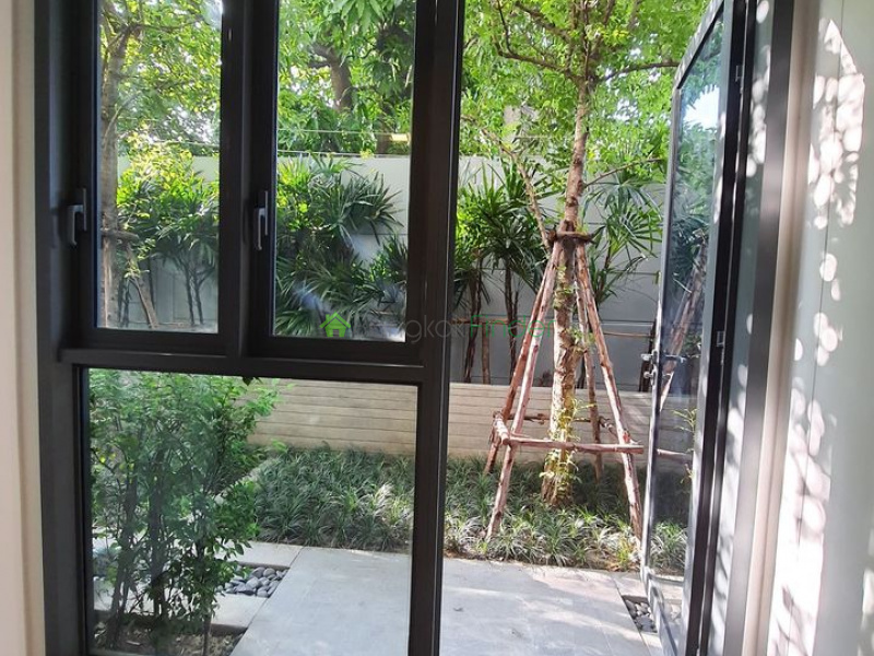 Ekamai, Bangkok, Thailand, 1 Bedroom Bedrooms, ,1 BathroomBathrooms,Condo,For Sale,Taka Haus,7058