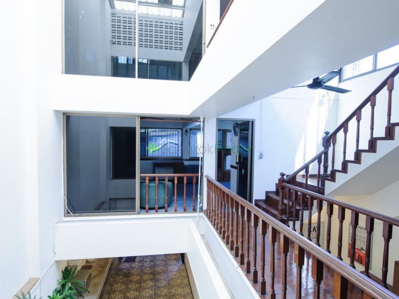 Phaholyothin, Bangkok, Thailand, 3 Bedrooms Bedrooms, ,4 BathroomsBathrooms,Town House,For Rent,7083