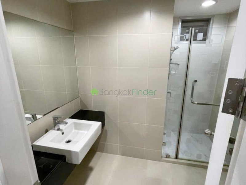 Rama 9, Bangkok, Thailand, 3 Bedrooms Bedrooms, ,2 BathroomsBathrooms,Condo,For Sale,Belle Grand Rama 9,7087