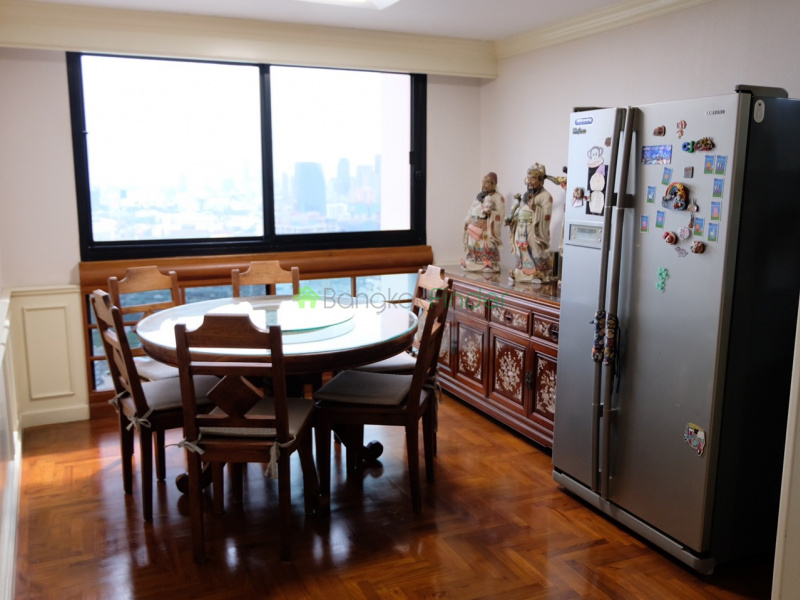 Phromphong, Bangkok, Thailand, 3 Bedrooms Bedrooms, ,3 BathroomsBathrooms,Condo,For Sale,President Park,7107