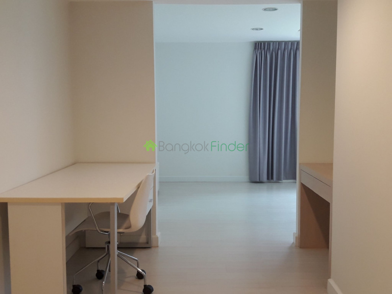 Phromphong, Bangkok, Thailand, 3 Bedrooms Bedrooms, ,4 BathroomsBathrooms,Town House,For Rent,7119