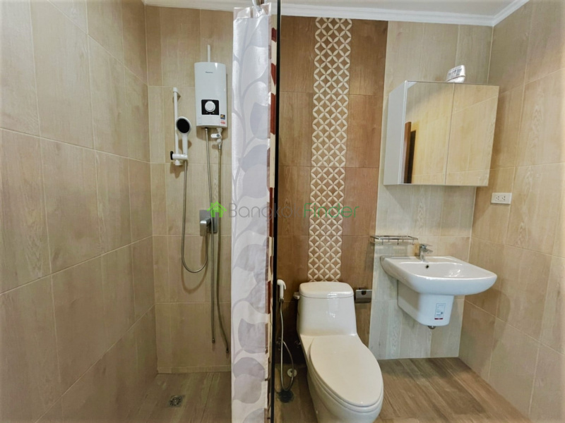 Pattanakarn, Bangkok, Thailand, 3 Bedrooms Bedrooms, ,3 BathroomsBathrooms,House,For Rent,7121