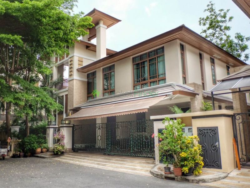 Sukhumvit-Phra Kanong, Bangkok, Thailand, 4 Bedrooms Bedrooms, ,5 BathroomsBathrooms,House,For Rent,7124