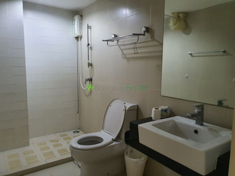 Rama 9, Bangkok, Thailand, 3 Bedrooms Bedrooms, ,3 BathroomsBathrooms,Condo,For Rent,Belle Grand Rama 9,7134