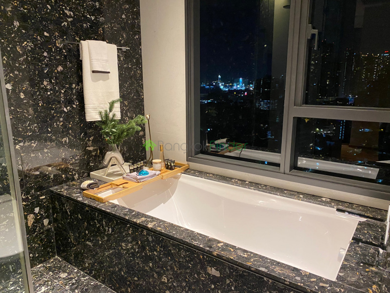 Thonglor, Bangkok, Thailand, 2 Bedrooms Bedrooms, ,2 BathroomsBathrooms,Condo,For Sale,Beatniq,7135